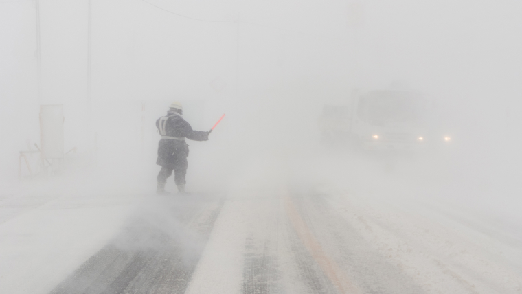 雪の日も見つけてもらいやすく、もらい事故減少　イメージ画像